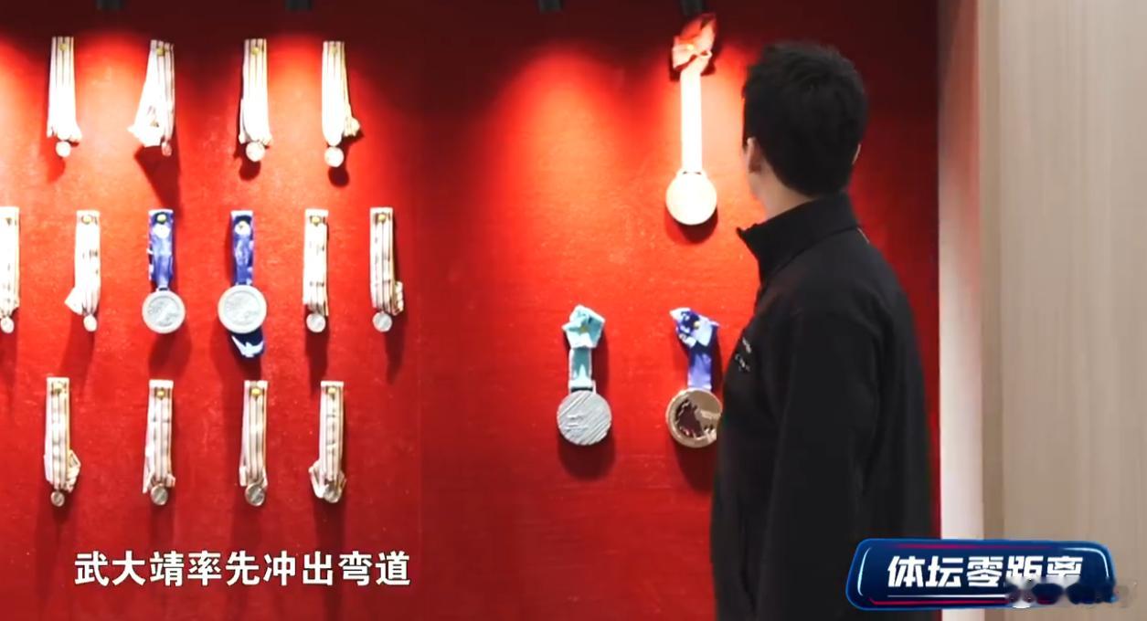 武大靖官宣退役太好哭了！武大靖用最平静的方式说再见，没有退役仪式，却藏着最滚烫的