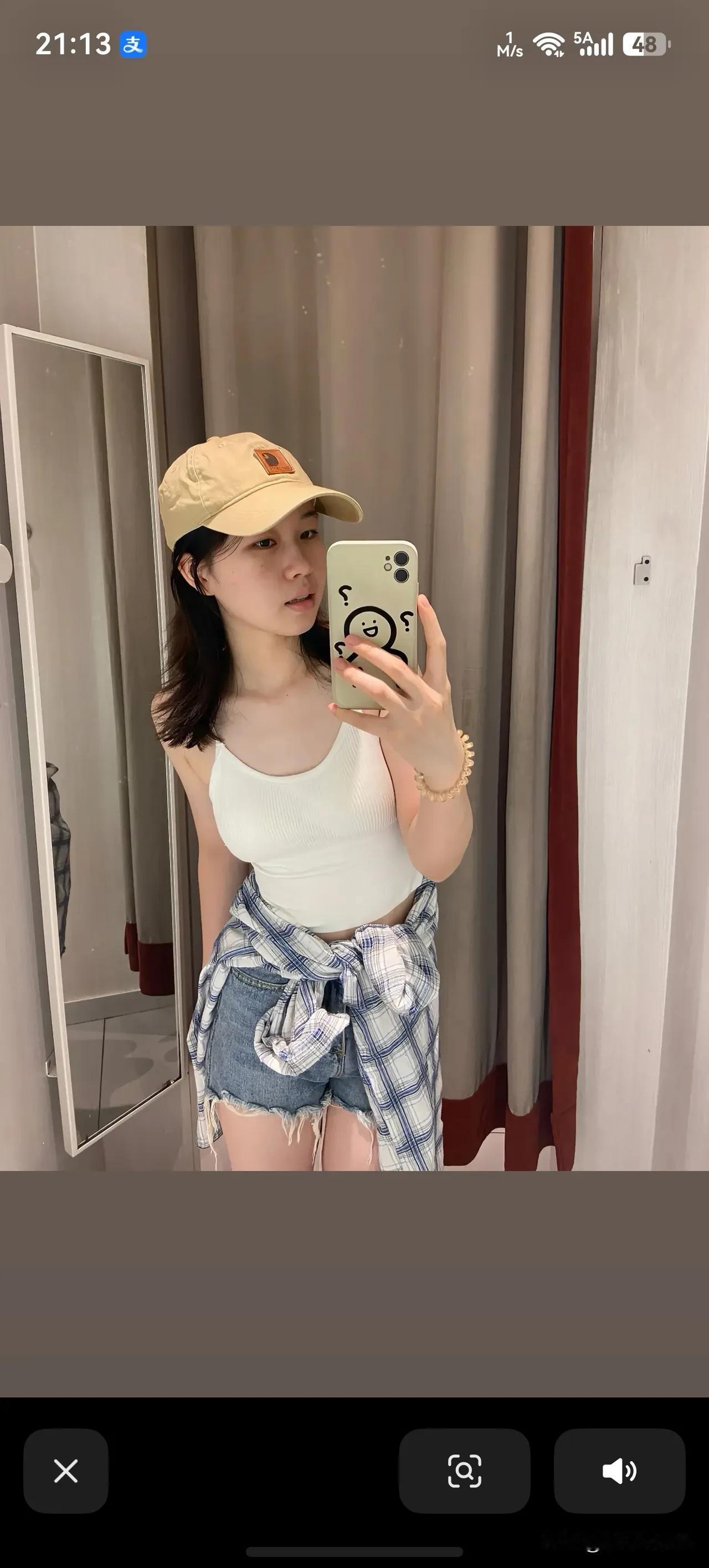 阳光正好，微风不燥，  
出门走走，连发丝都在笑，  
这样的日子，谁不爱？