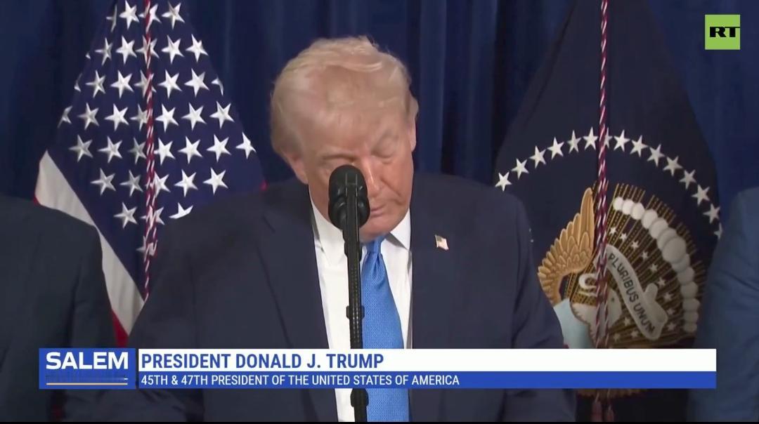 新闻快讯——特朗普就“是否加大对古巴施压”回应称，除派兵踏平当地外已无更多加码手