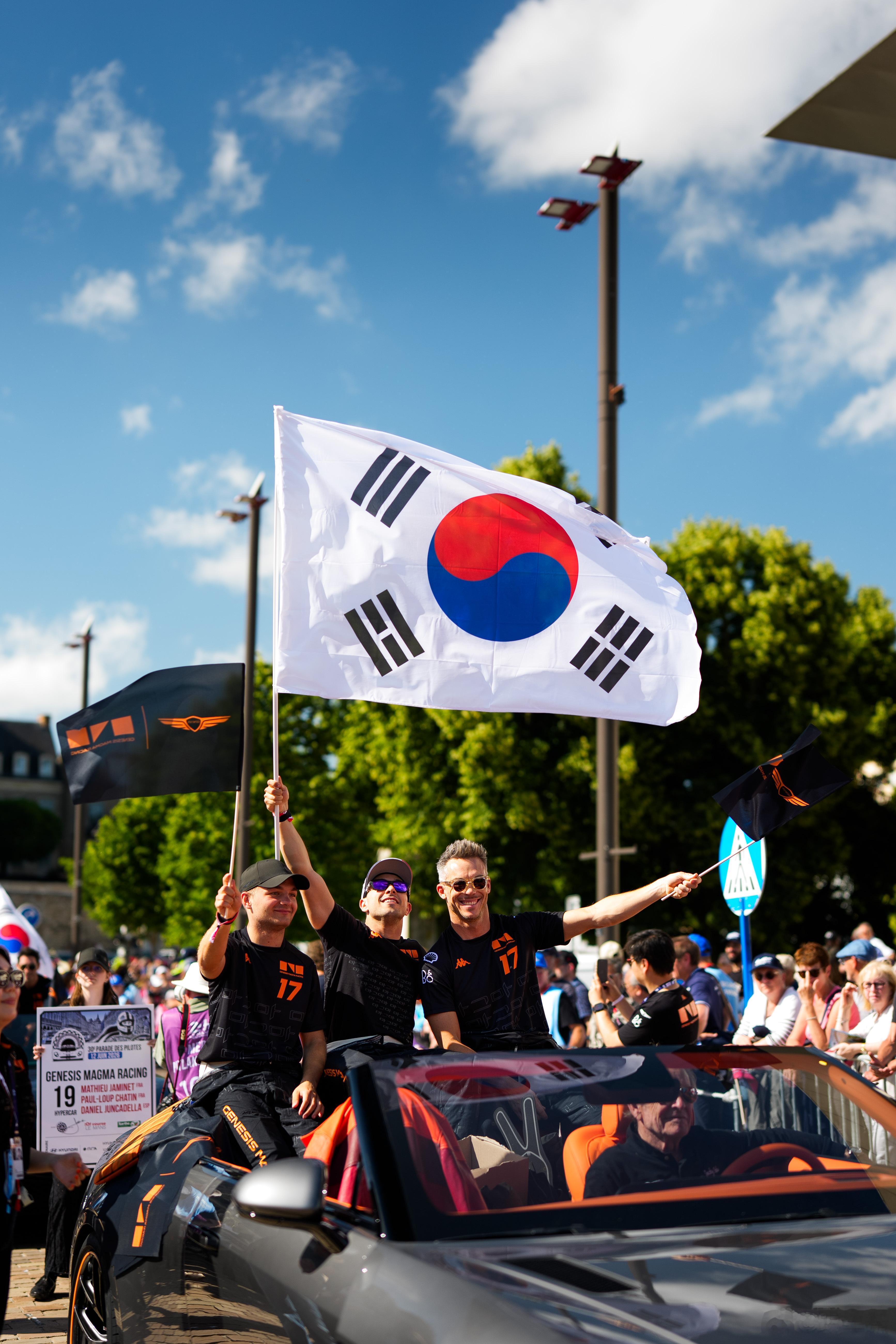 上周末结束的法国勒芒24小时耐力赛上，首次参赛的捷尼赛思Magma车队顺利完赛，