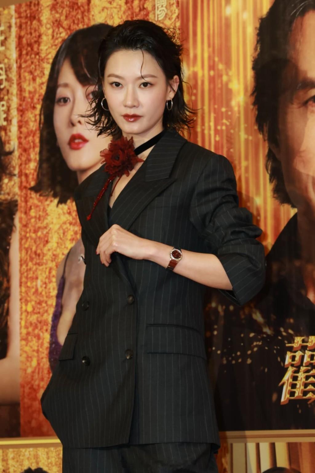 星岛：《夜王》｜廖子妤亲黄子华太冲击“断片” 谢君豪圆梦被大批靓女包围 王丹妮向