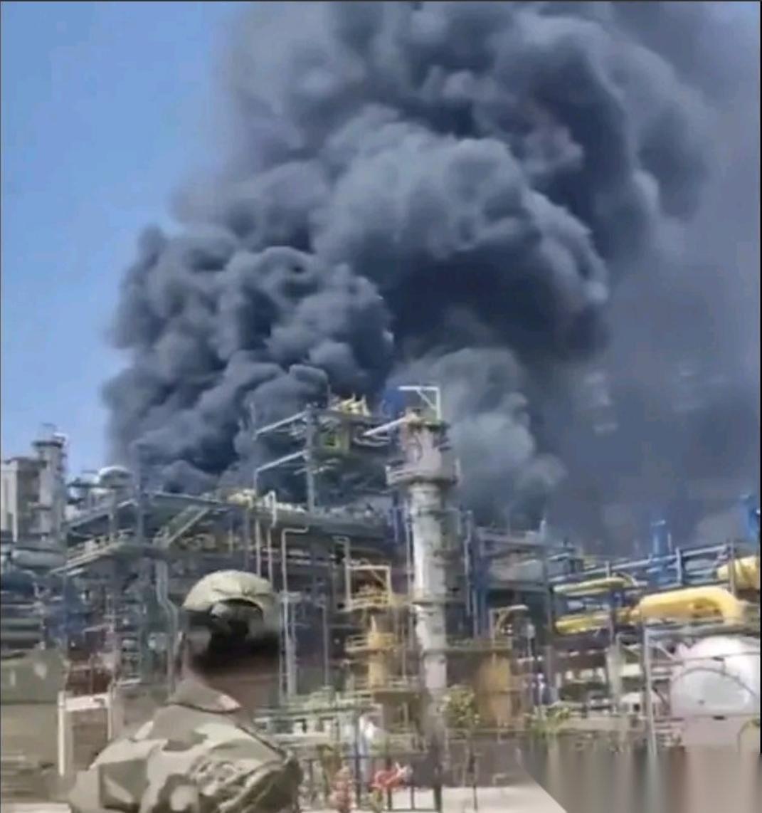 你有没有想过，为什么一个建了13年、总共砸进去差不多96亿美元（约合7945亿卢