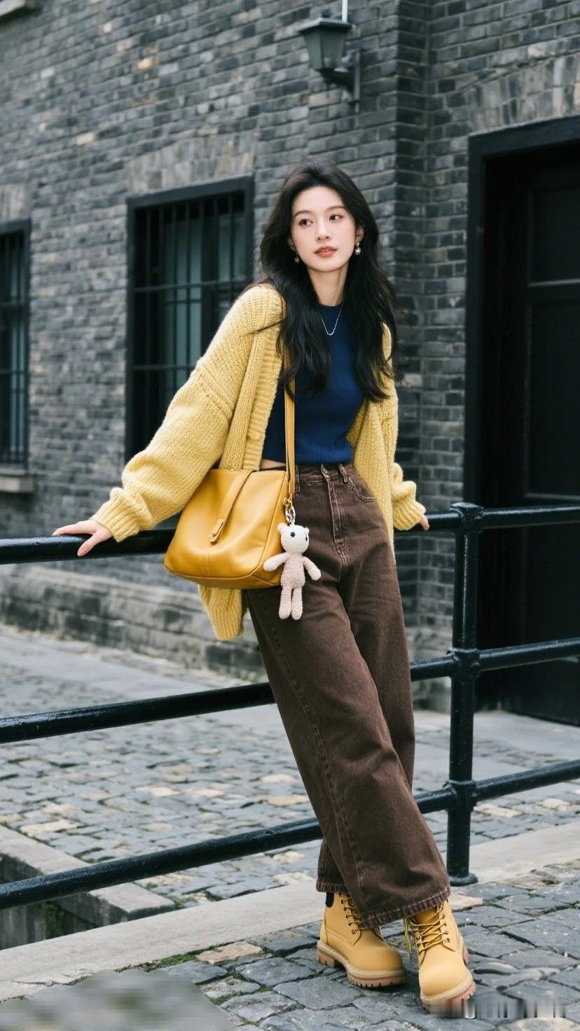 秋日穿搭指南：复古毛衣+高腰裤，温暖又时髦！什么样的身材是完美身材