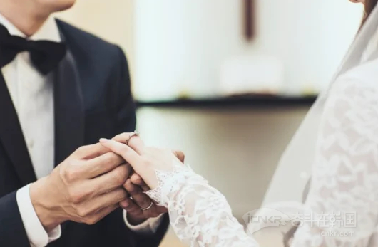 【韩国出现“婚礼暗访团”：2万韩元体验陌生人婚礼，还能享用婚宴自助餐】海外新鲜事