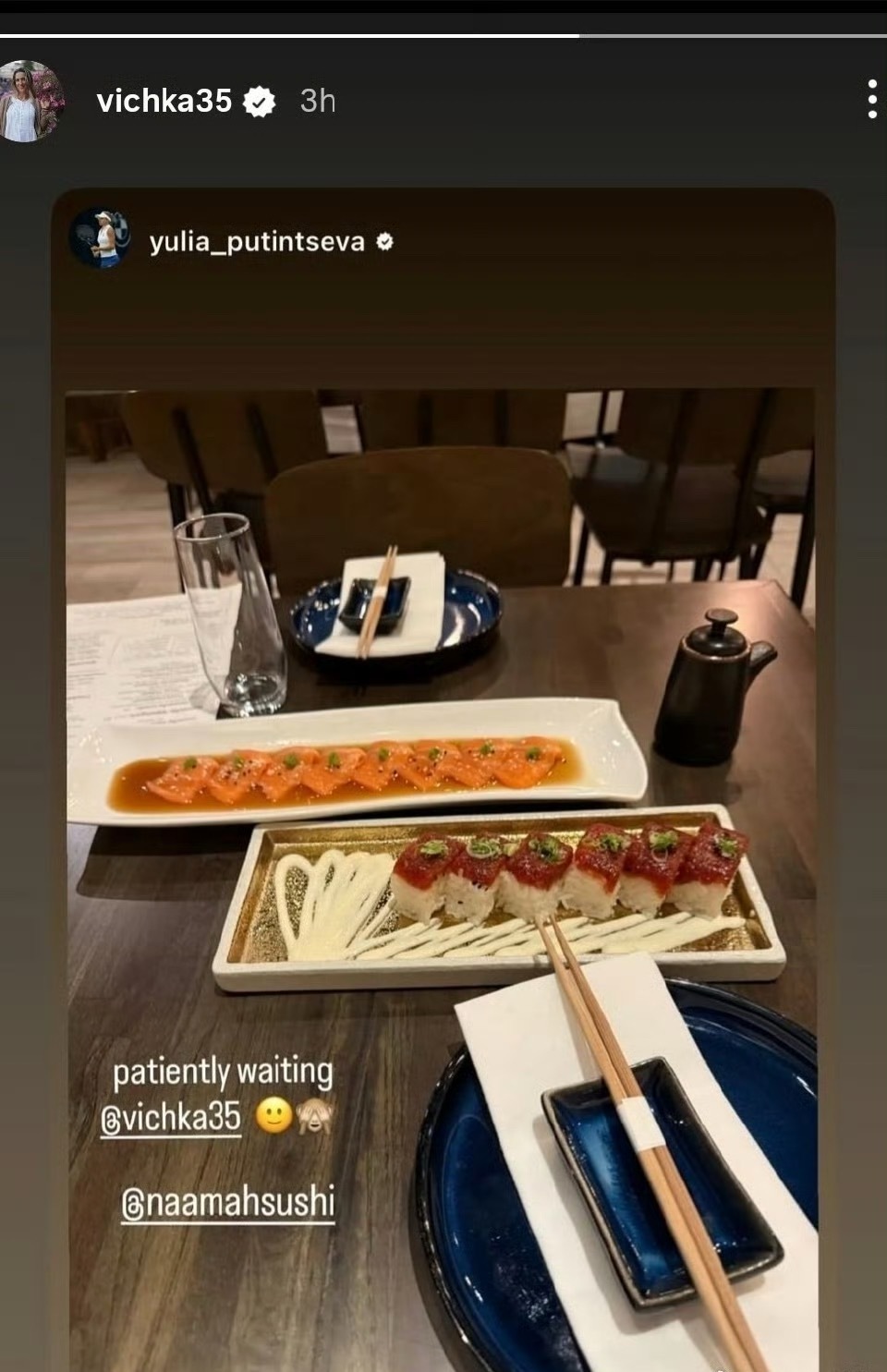 普汀塞娃小姐和阿扎伦卡女士一起吃日料她们可以用俄语聊得很嗨🤣wta[超话]追求