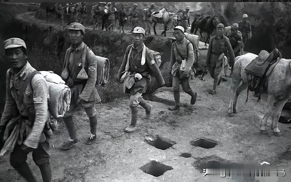 1936年，秦基伟被马家军俘虏后，隐瞒身份，谁知，叛徒却大喊：“他是团长，不是伙