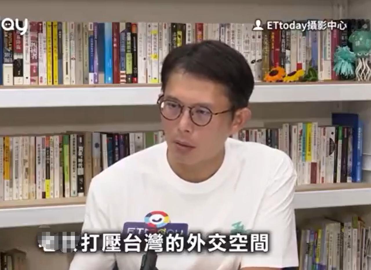 看看民众党什么货色：
黄国昌谈赖清德出访失败：
打压赖清德就是打压台湾人民，
我