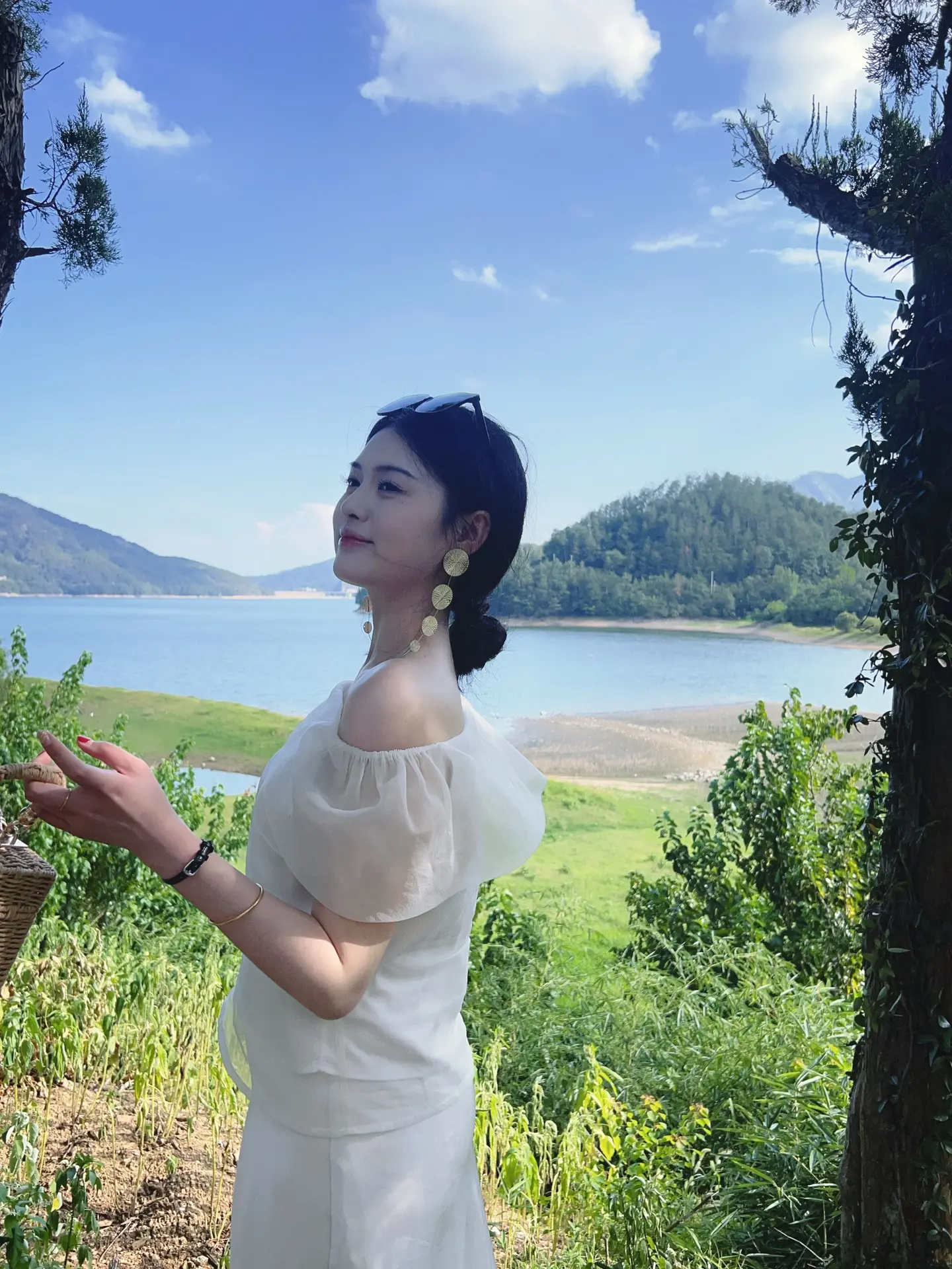 七年前大师说我有刘海会挡住财运，于是一直大光明生活蒸蒸日上成了富婆，但...