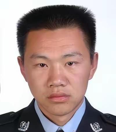 刘明洋，1985年1月出生，男，汉族，生前系河南省南阳市南召县公安局交警大队副中