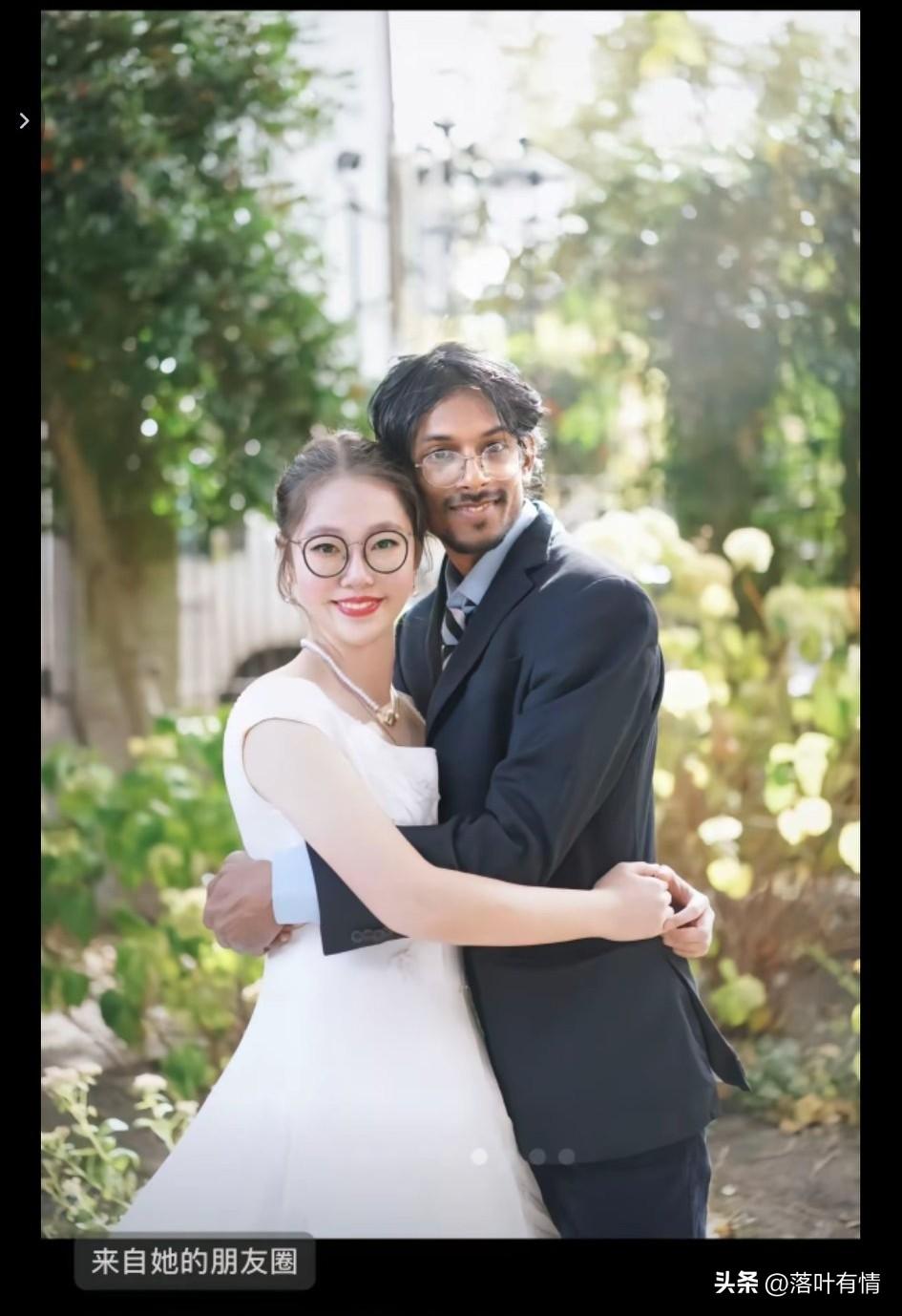 大家有没有发现？
很多印度人跑到中国找媳妇儿，
还是非常容易的，
他们凭借自己能