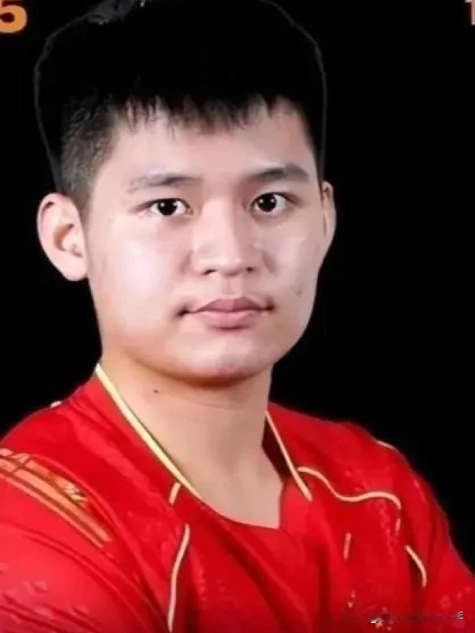 中国WTT北京大满贯赛事男单半决赛，林诗栋VS菲利克斯•勒布伦。
   这是一场