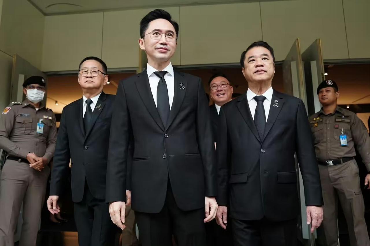 为泰党已敲定5个部长人选，前佩通坦退出政治舞台。据报道，泰国新一届政府即将组建，