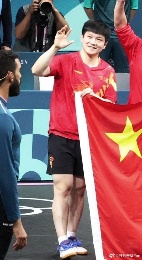 发现宝宝笑的好开心，辛苦了我的小英雄樊振东 ​​​