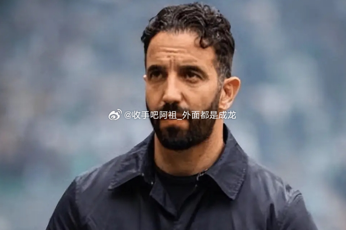 在曼联官宣阿莫林下课后，《泰晤士报》发文回顾了阿莫林与俱乐部管理层以及球员之间的