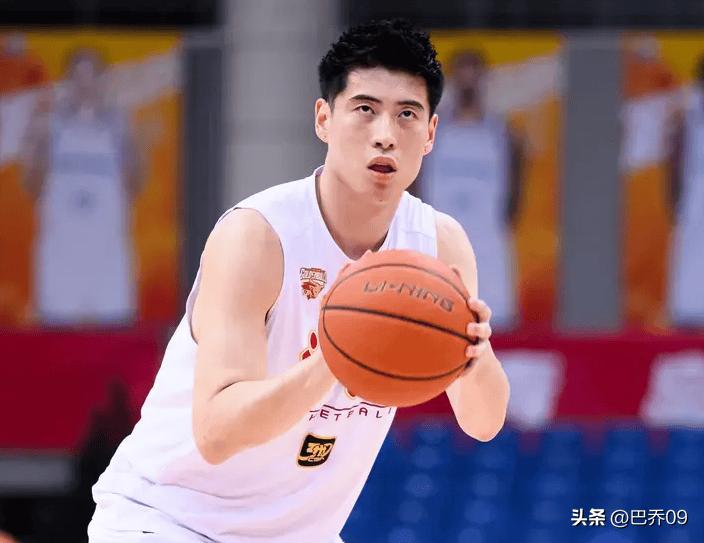 100:96 加时胜出  浙江艰难赢下比赛，谁是本场比赛的功臣，数据不会说谎
