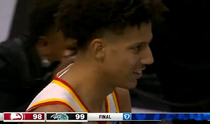 活塞险胜老鹰   在老鹰经历了背靠背双加时比赛后，今日老鹰98-99不敌活塞，一