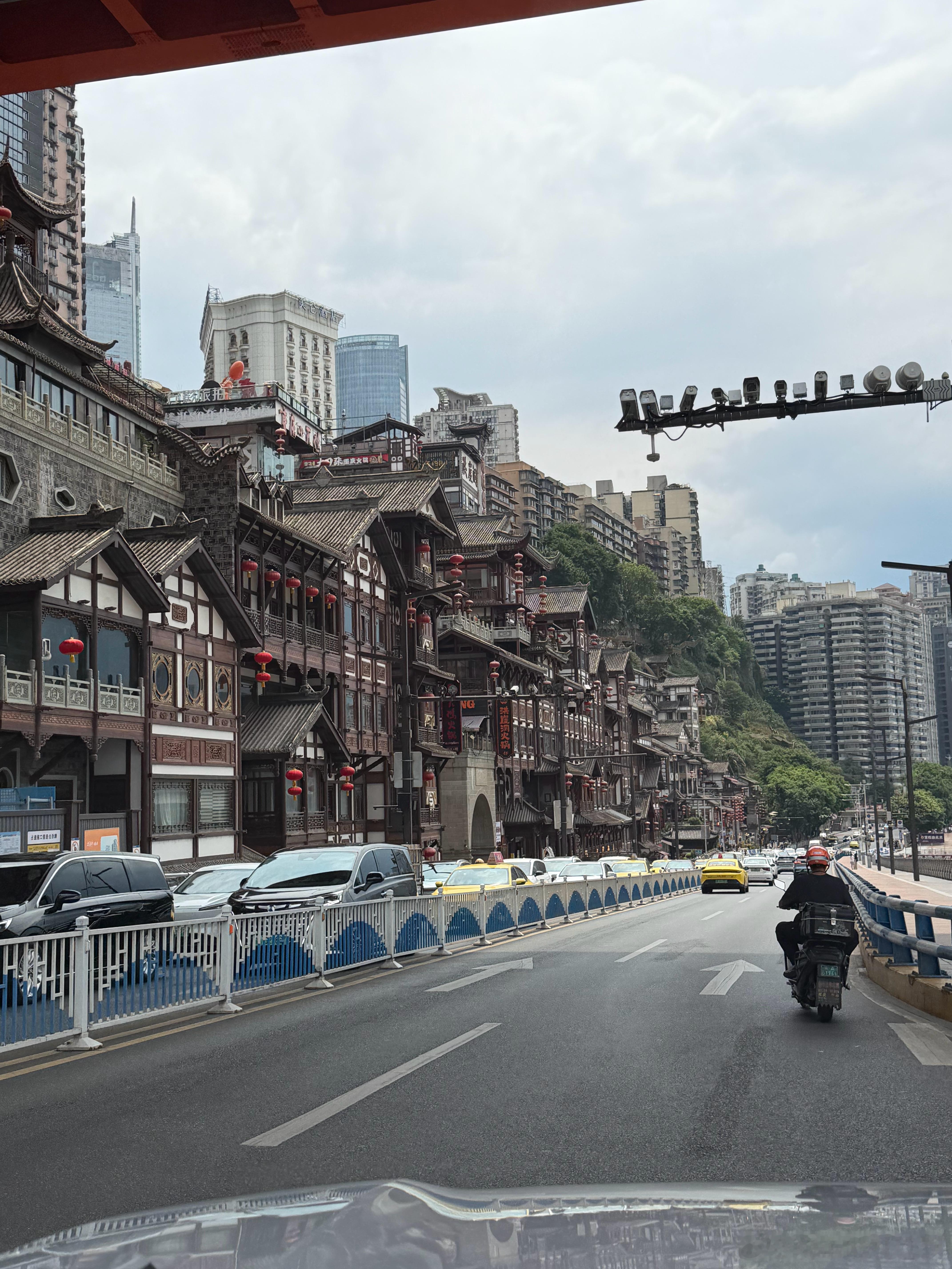 这是重庆什么地标 有铁铁们能告诉告诉我么 重庆·朝天门码头