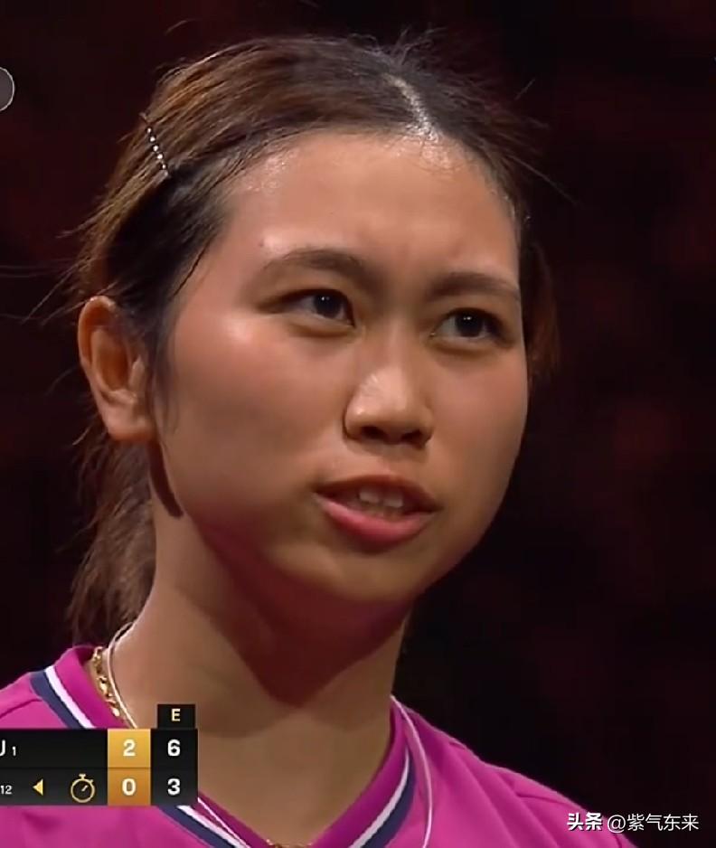 王曼昱击败佐藤瞳，拿下中国大满贯的冠军，可喜可贺。同样，拿到亚军的佐藤瞳同样也创