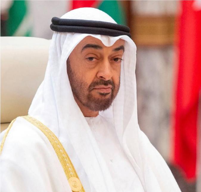 阿联酋扣押了 5300 亿美元的伊朗资产，撤销了包括黄金签证在内的所有居留许可，