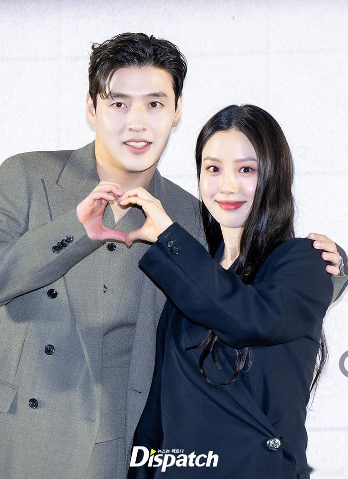 8日，GENIE TV新剧你的味道举行制作发布会，主演姜河那、高旻示出席。 ​​