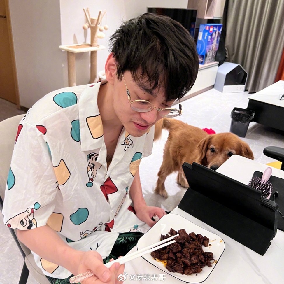 有一说一，九成美锤田栩宁这事吃瓜群众最大的收益是治好了外在焦虑吧 