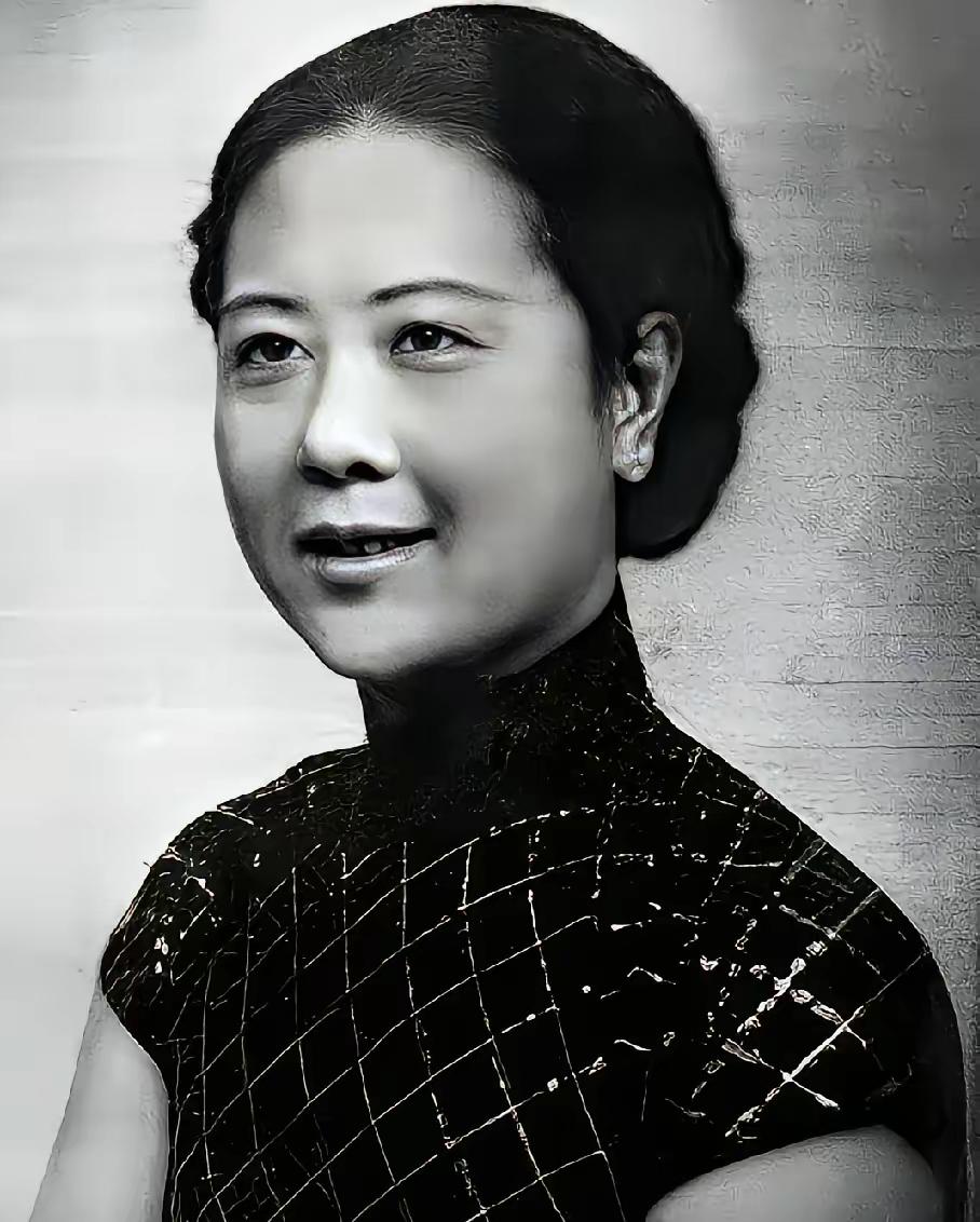 张学良说："我这么乱七八糟的，都是我太太把我放纵的。"

1916年，张作霖替儿