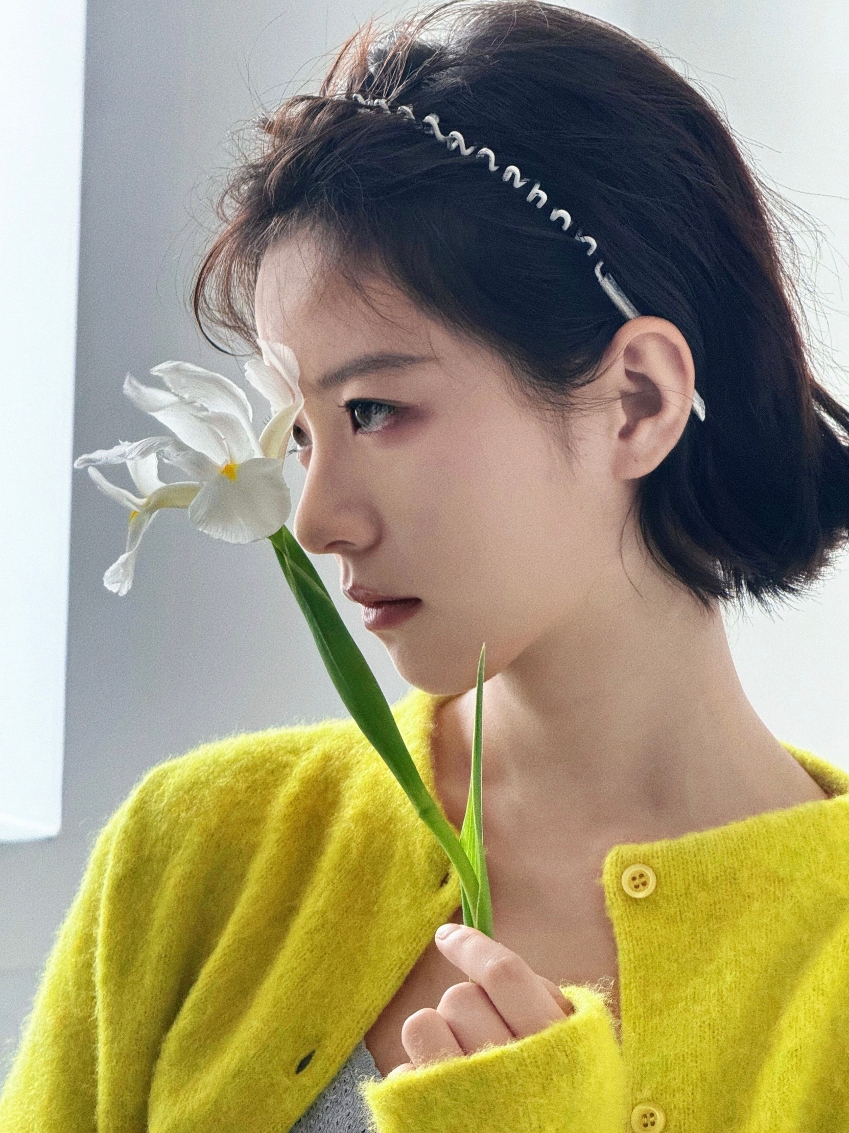李庚希[超话] lgx向全世界安利李庚希 lgx李庚希 月渐圆，夜微凉，江畔时光