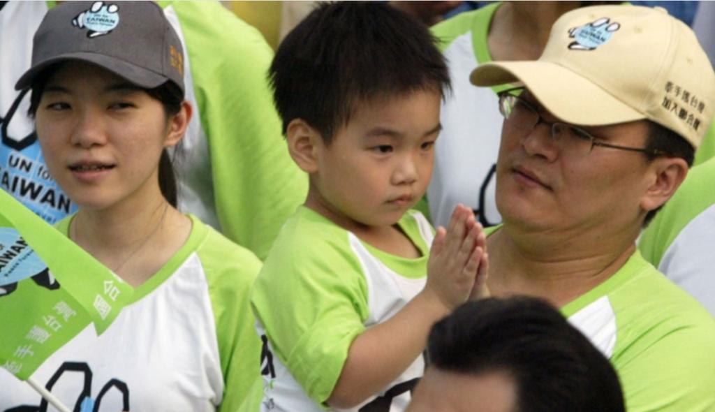 赵建铭母亲与孙子对话曝光 黄敬平看到这点：很心寒
陈水扁女儿陈幸妤为了讨回“23