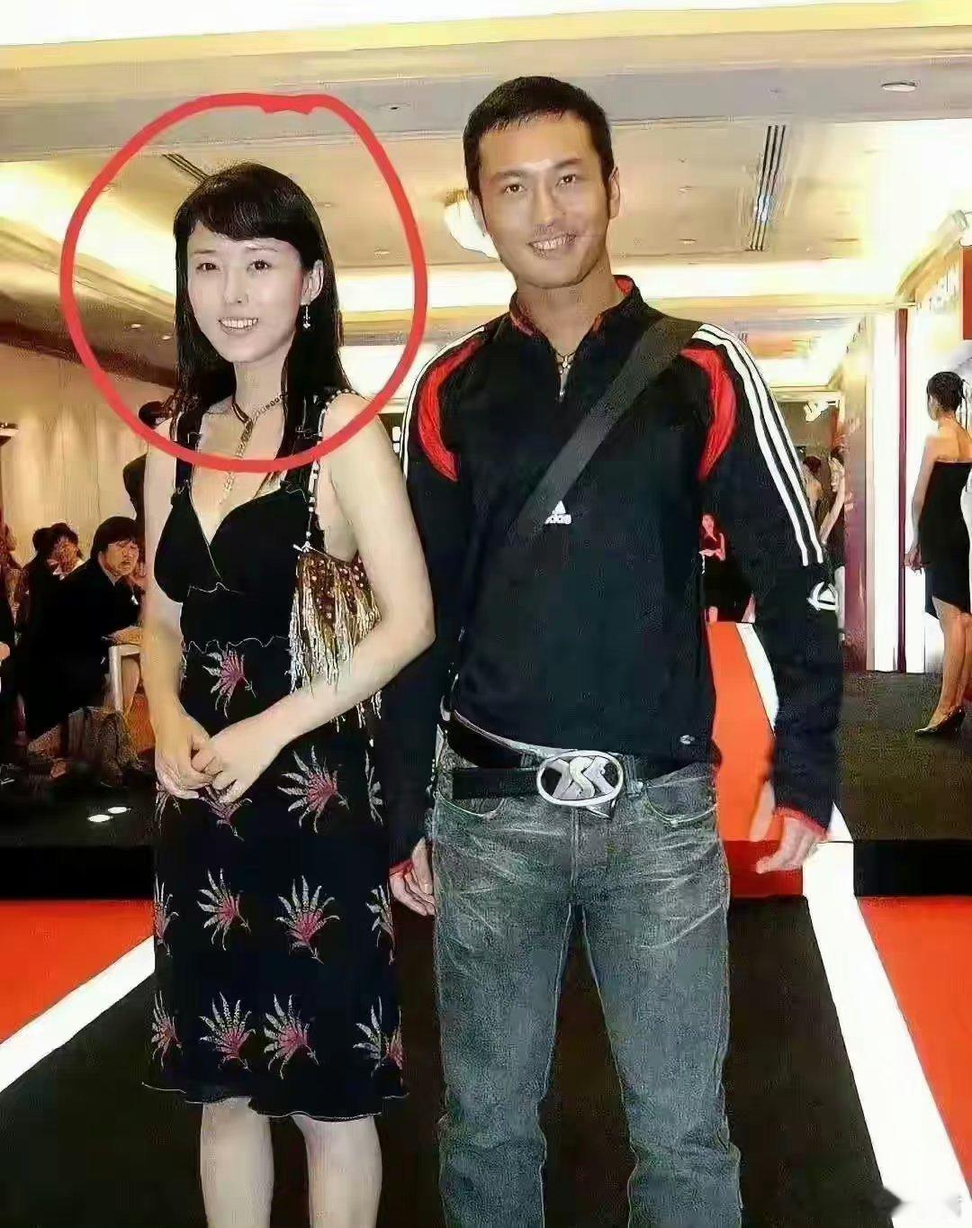 这个女生当年的地位像现在的赵丽颖，宝莲灯里的嫦娥，颜丹晨 ​​​