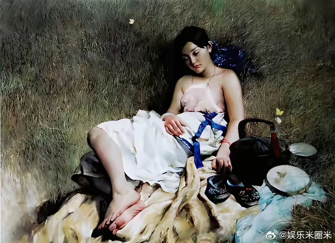 身价千万油画女主竟是18岁周迅！当年为赚生活费出镜，遇上一生贵人，谁能想到，一组