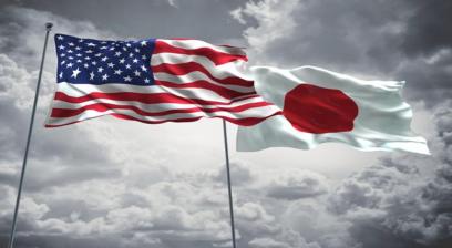 美国的最大贡献，就是成功压制了日本，让这个国家没能成为超级大国的霸主。
 
美国