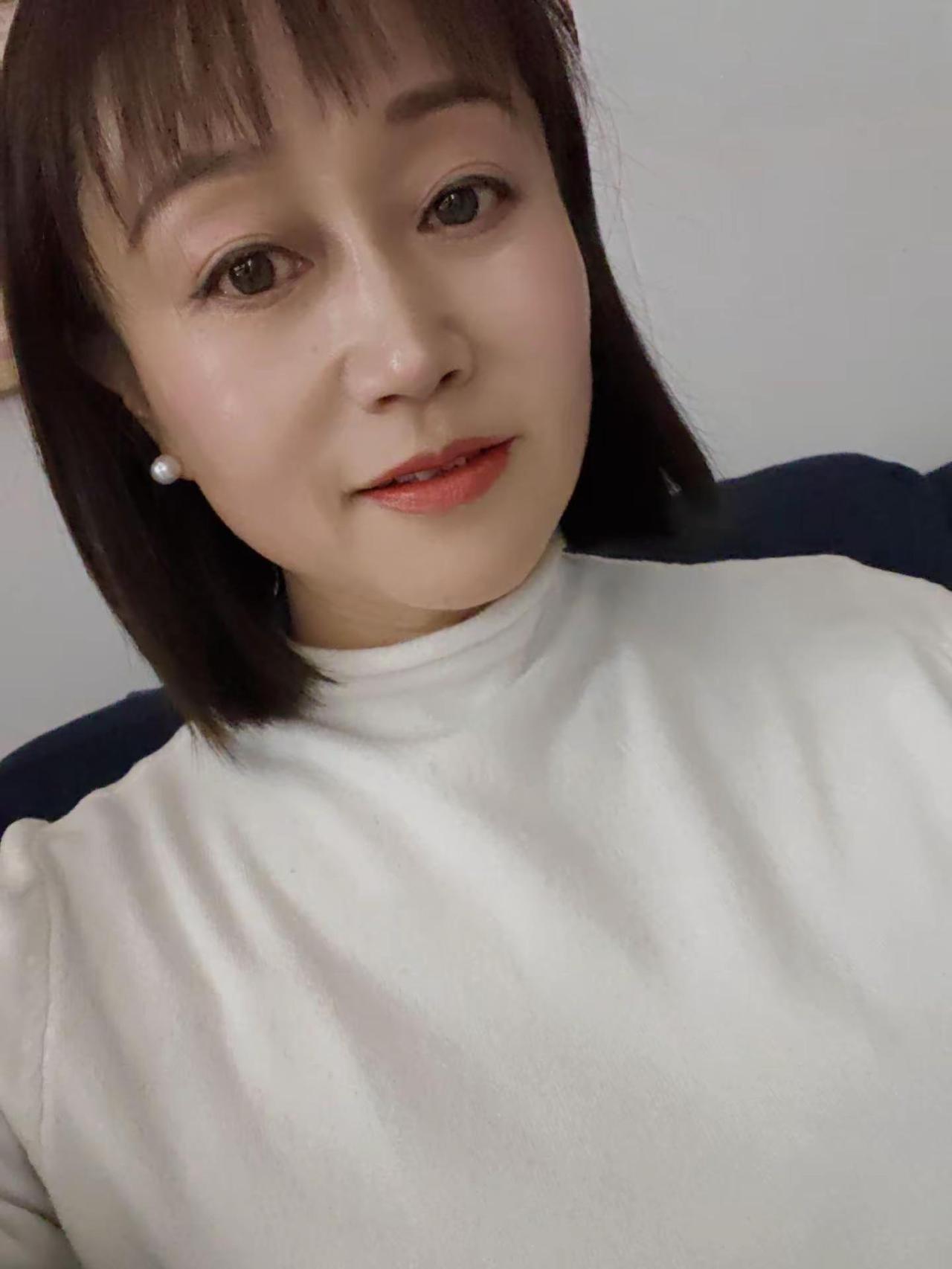 今天喝的有点高了 但没关系 不影响我臭美😁如果可以我想跟生活请个假 我现在已经