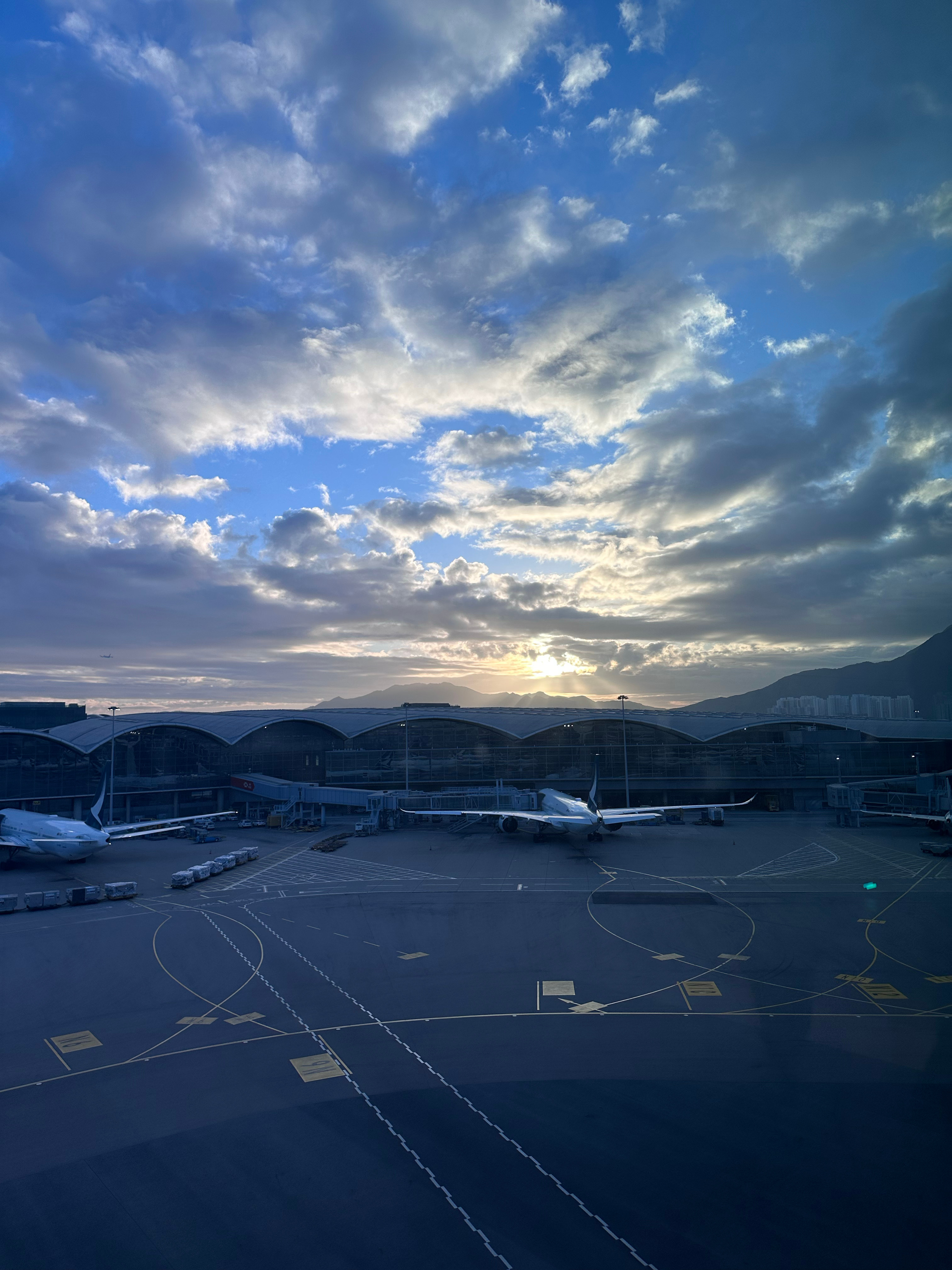 大家早上好 香港·香港国际机场