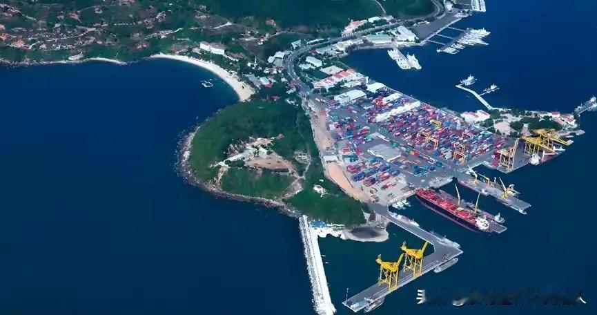 这一波操作，简直让人咂舌。

巴拿马港口的事情，终于有了结果。巴拿马法院以违宪为