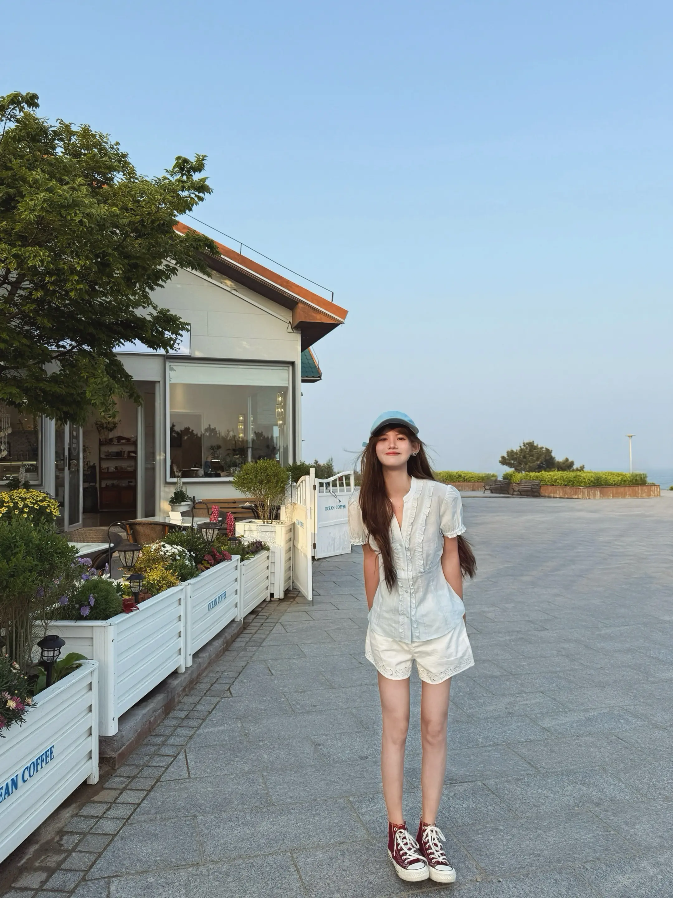 不要靠近我 不要来影响我的情绪 不要来消耗我的热情和勇敢 如果不喜欢我...