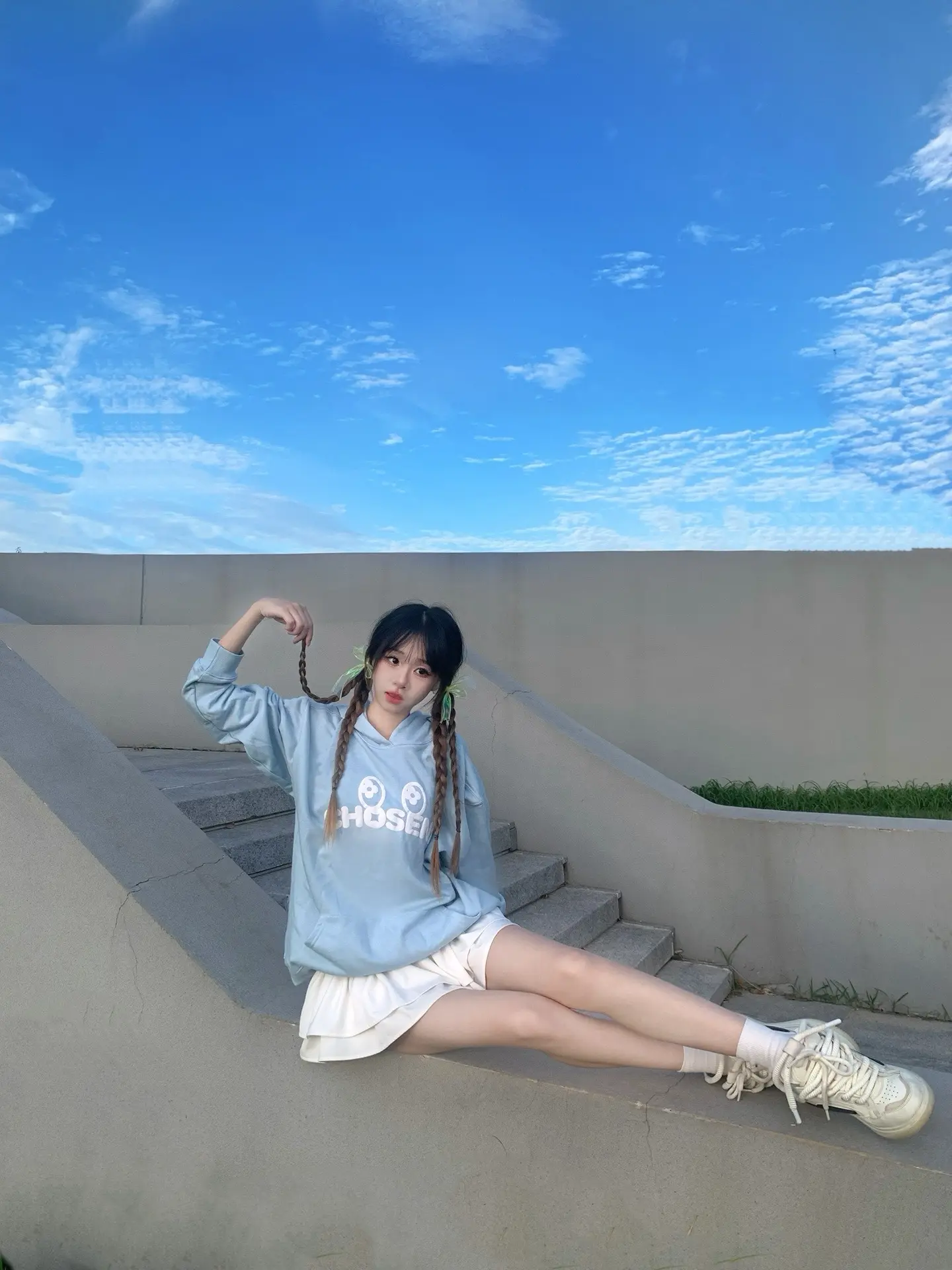 云云好蓝☁️。