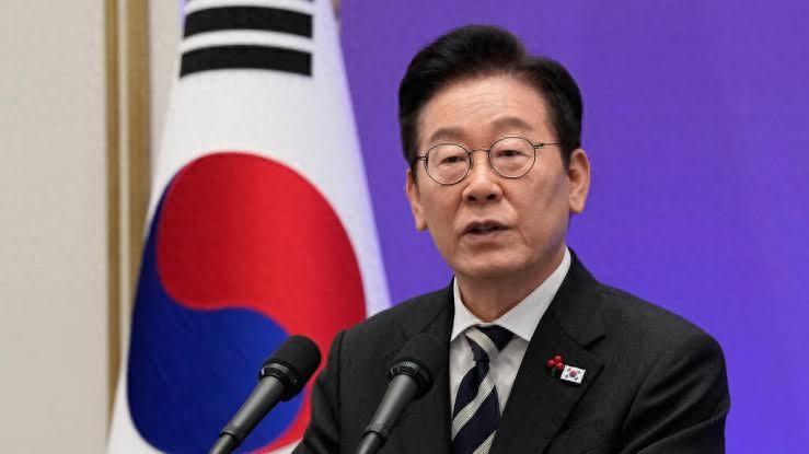 李在明上台一年多，韩国政坛或将变天？
 
韩国民调机构“真实计量器”数据显示，李