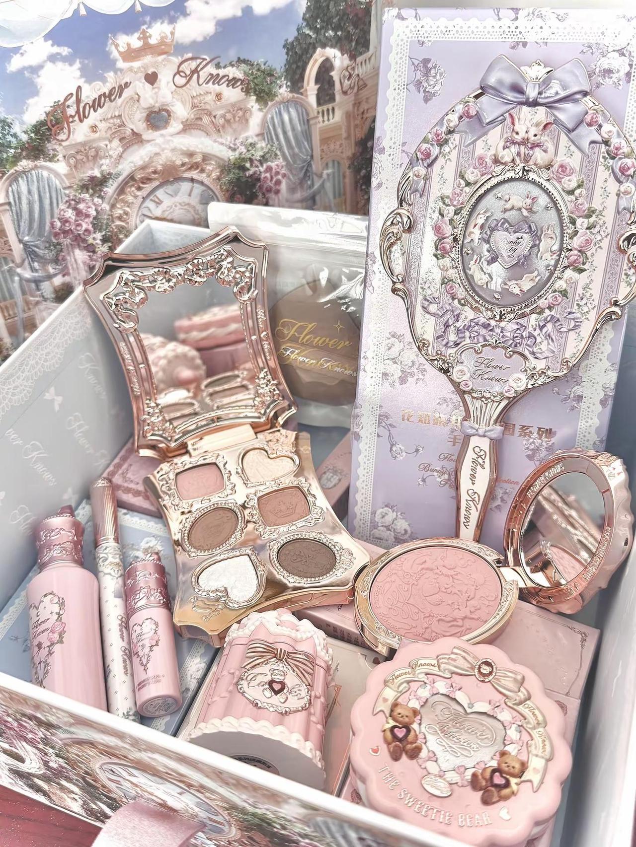 幸福有很多种 收到花知晓算一种₊♡₊˚ 🐰・₊✧・🎀₊˚🫧  ♡。₊⁺𝓕