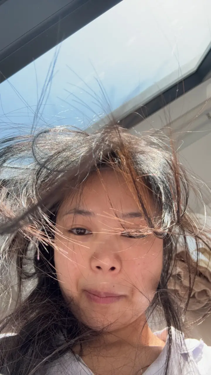 除了变好和赚钱 就是享受独处 与自己无关的事 不问不听 不想知道…