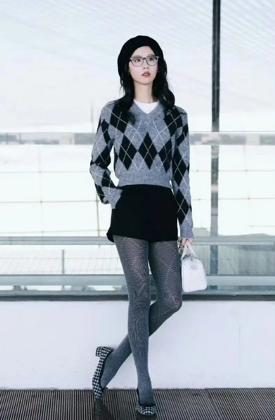 这个造型?一张脸看到了好多人 ​​​