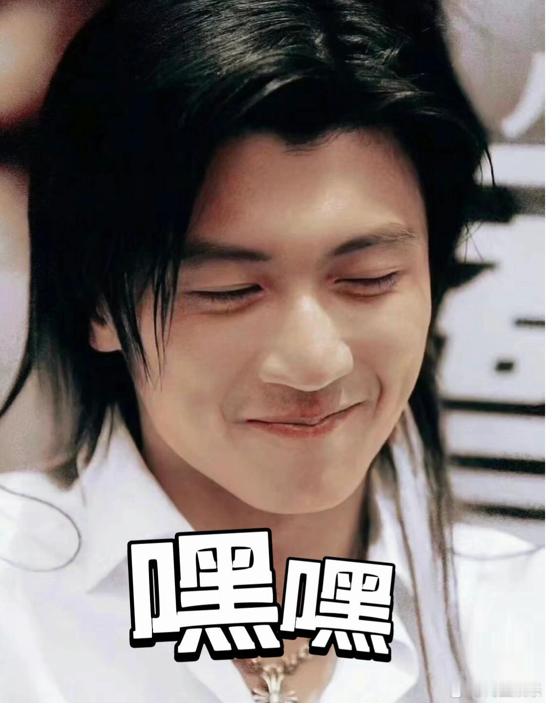 谢霆锋最i的人讲最深的话谢霆锋不愧是资深老吃家，谈起美食就源源不断，探寻各地美食