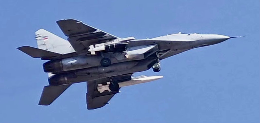 除了CM-400AKG，这个外挂还能搭配LS-6等好几种国产弹药呢，米格设计局的