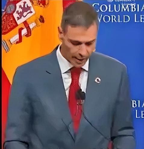 西班牙首相桑切斯在北约峰会的质问，像一记重拳打碎了西方精心打造的