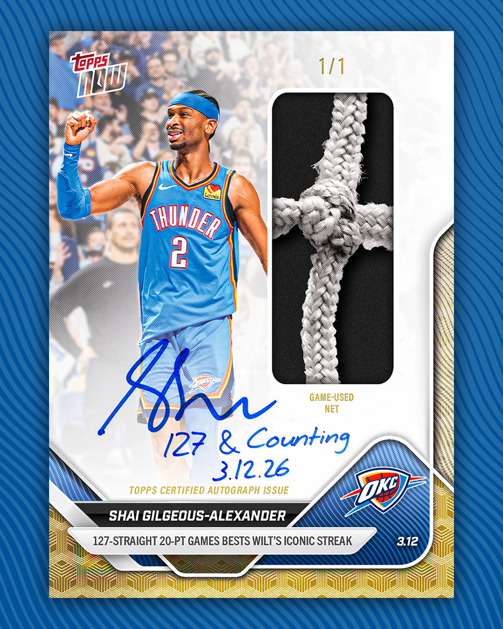 Topps为亚历山大推出了两张纪念球星卡，应该都是独一份的限定，一张是和张伯伦一