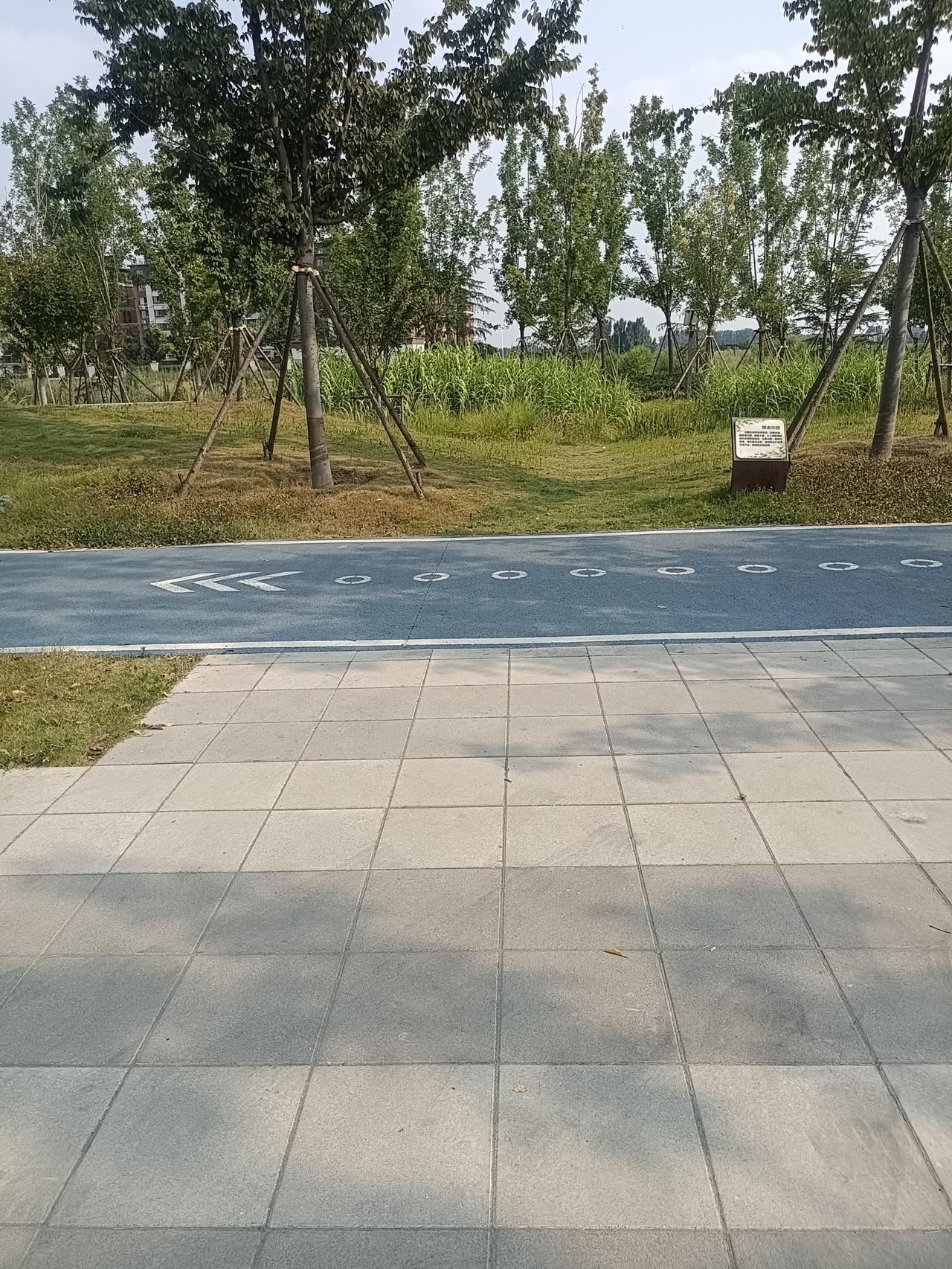 很通透的一段话：“你一定要知道，不是你死的时候钱没花完，也不是钱花完了还没死，而