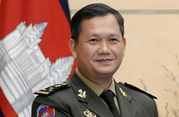 洪玛奈在美国上完军校，回国后就对中方表现出了恶意，随后整个柬埔寨也开始向西看。个