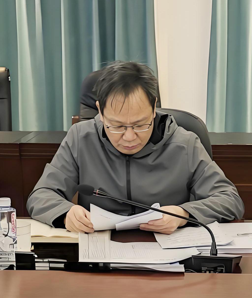 今天听做医疗的朋友说，广东省惠州市博罗县中医药产业促进中心的老黄丢了工作。我以前