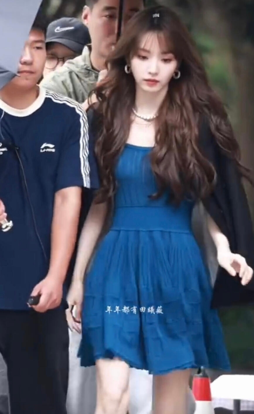 好久没看到几乎每一套都好看的都市剧妆造了林青女神每一套都完全是都市丽人穿搭模板来