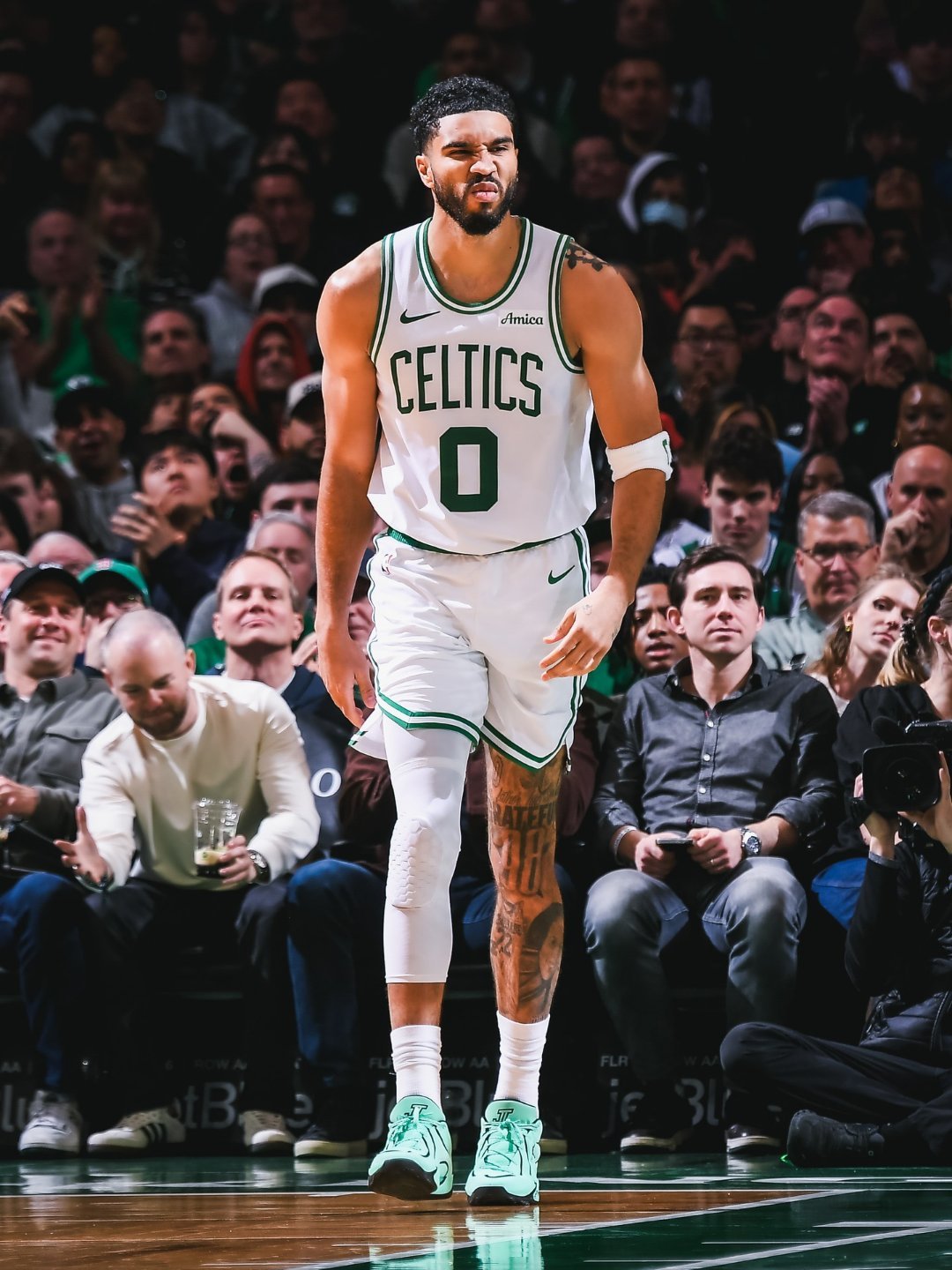 凯尔特人图库 复出已经打了10场球了！10场比赛，塔图姆的发挥给你留下了什么感受