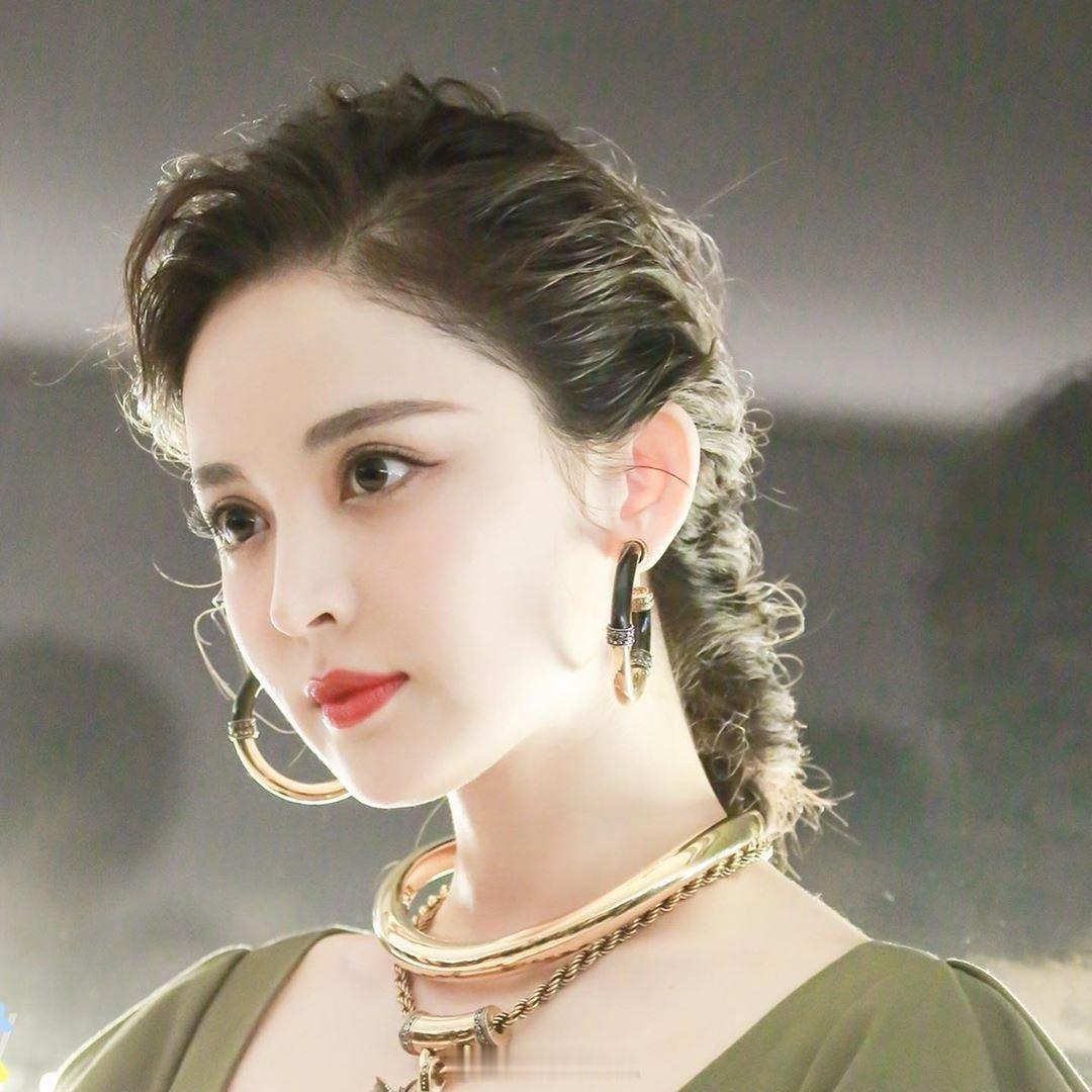 娜扎麦昆时期的妆造，美得好无敌！ 